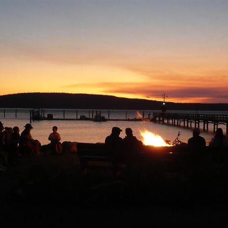 West Beach Resort Eastsound Exteriör bild